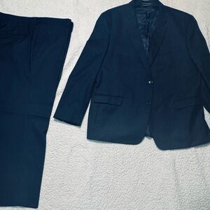 EUC Tommy Hilfiger Navy Blue Suit